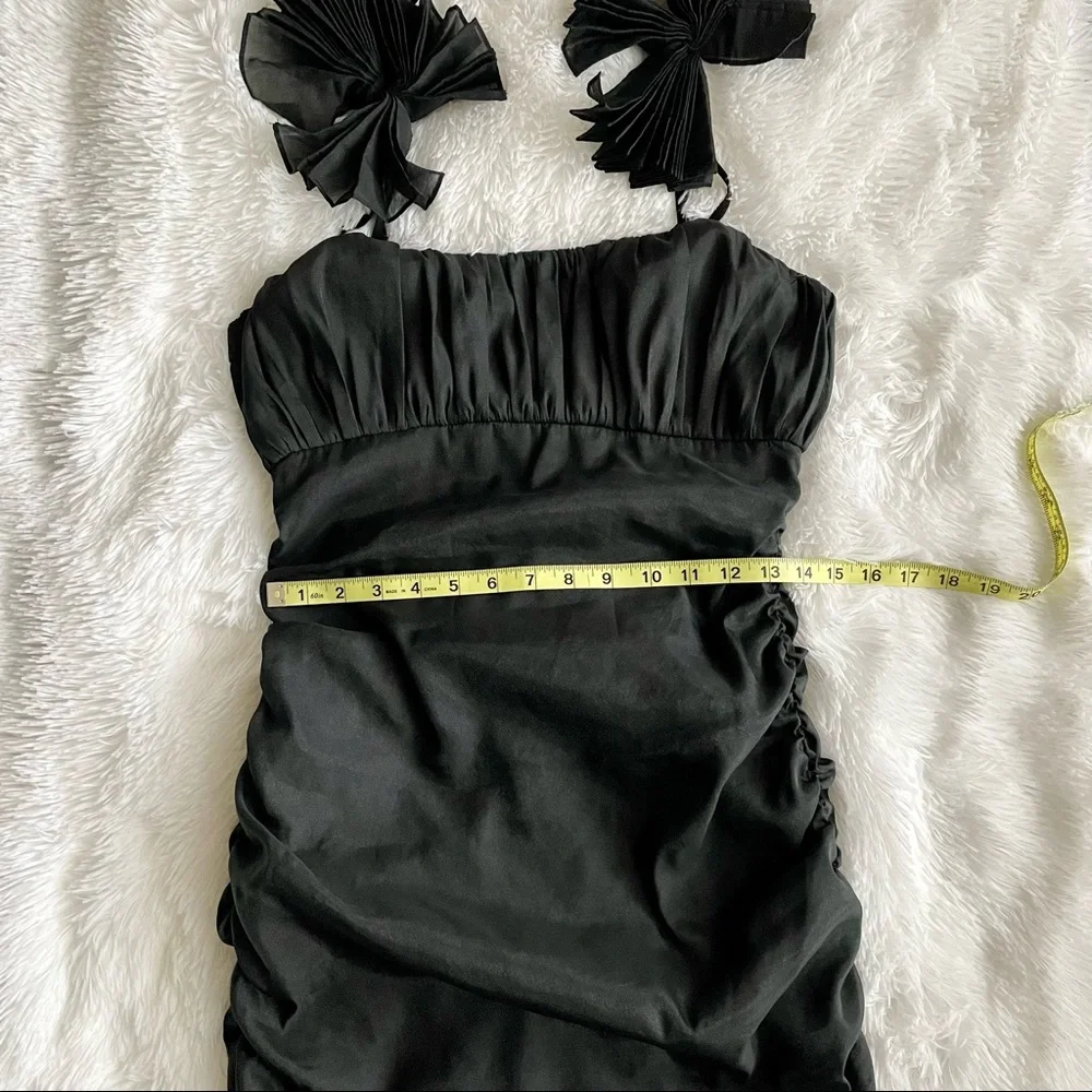 Lovers + Friends Moda Mini Dress Ruched Shoulder Bows Cocktails Party LBD - Picture 10 of 12